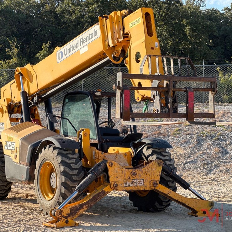 2017 JCB 510-56
