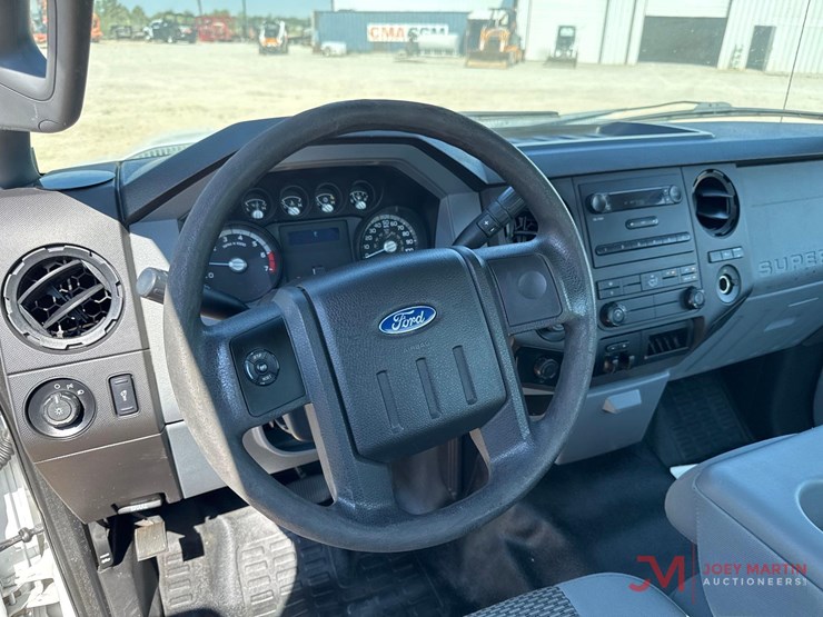 2015-ford-f250-xl-image-15