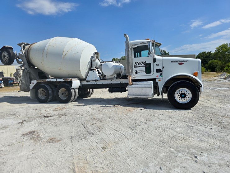 2014-peterbilt-365-image-41