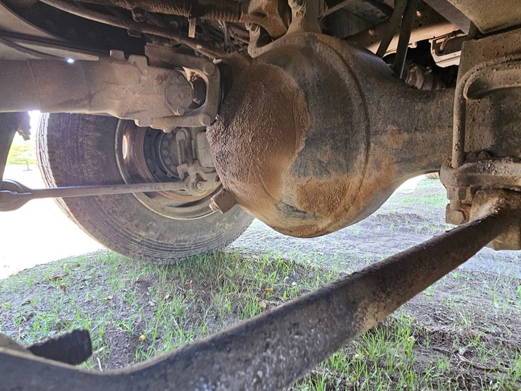 2006-sterling-l9500-image-113