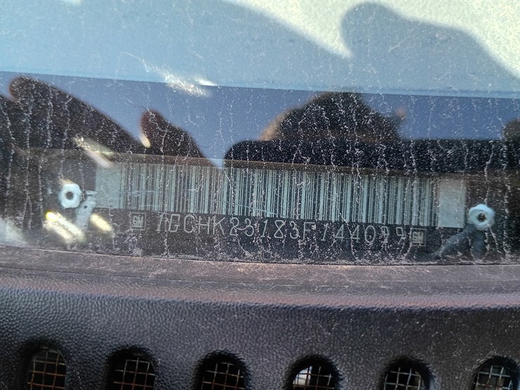 2003-chevrolet-silverado-image-34