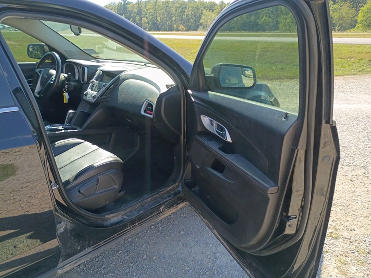 2012-chevrolet-equinox-image-29