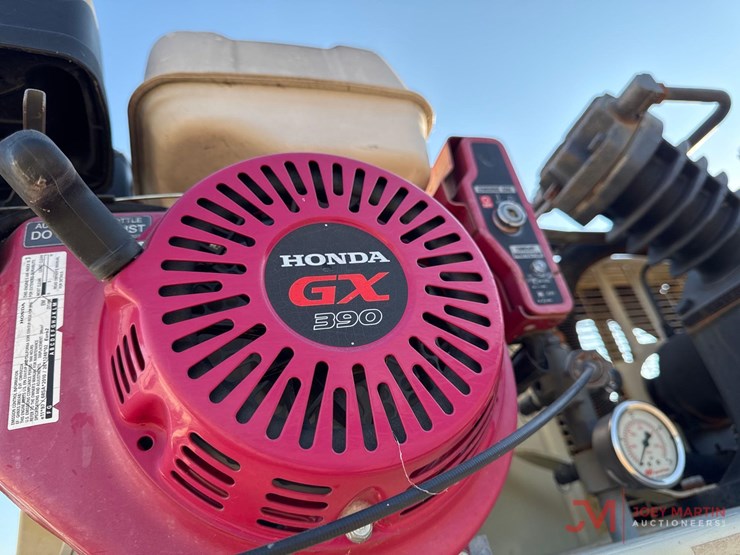 2012-ram-4500-service-truck-image-7