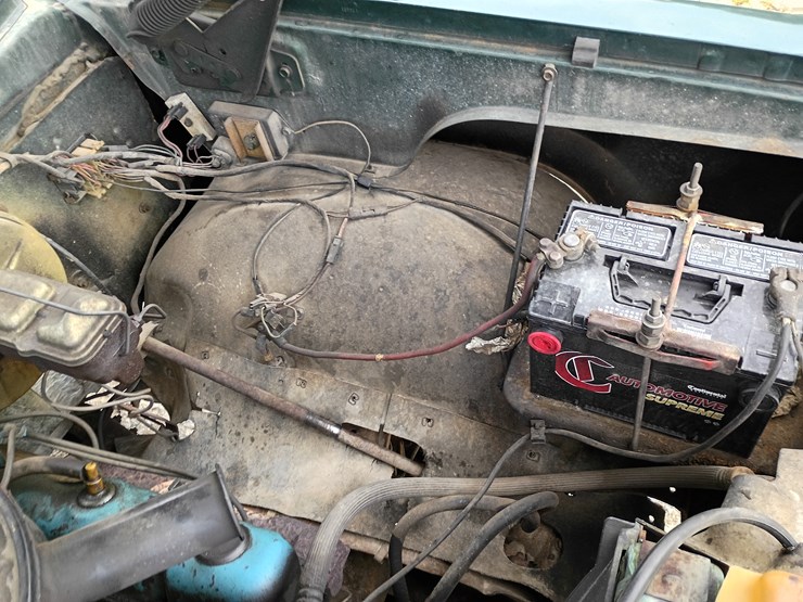 1976-dodge-ram-charger-image-27