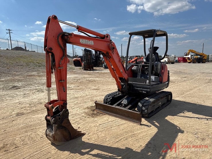 2014-kubota-kx71-3s-image-2