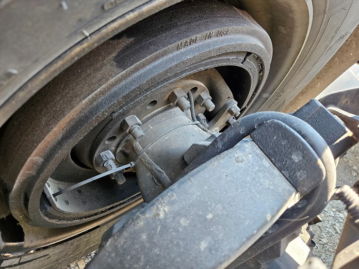 2017-peterbilt-579-image-82