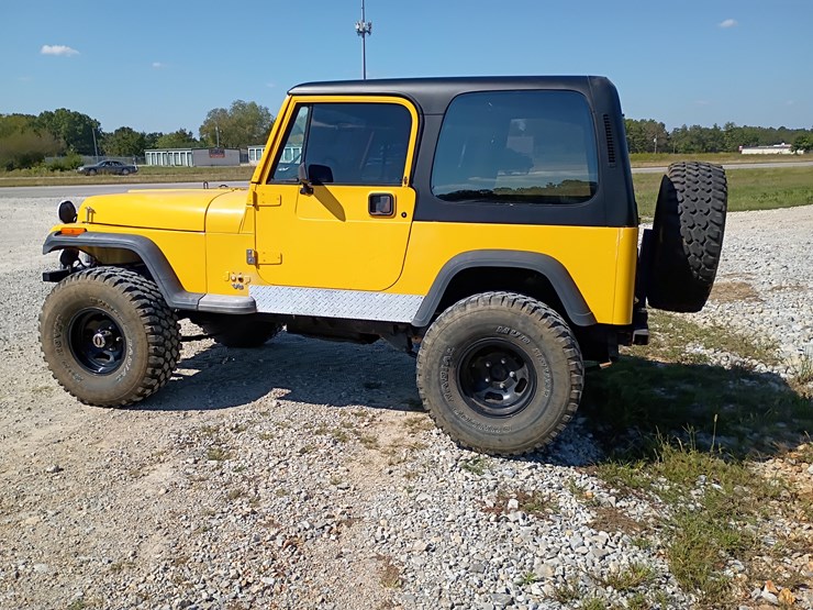 1995-jeep-wrangler-image-5