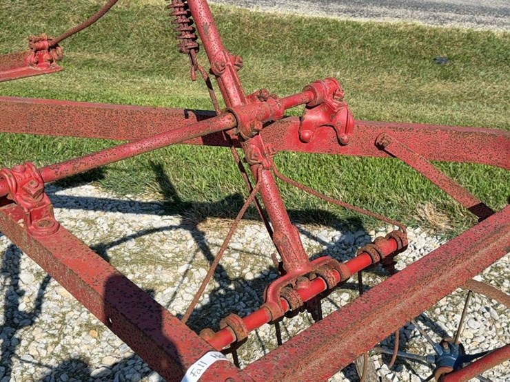 international-hay-tedder-image-17