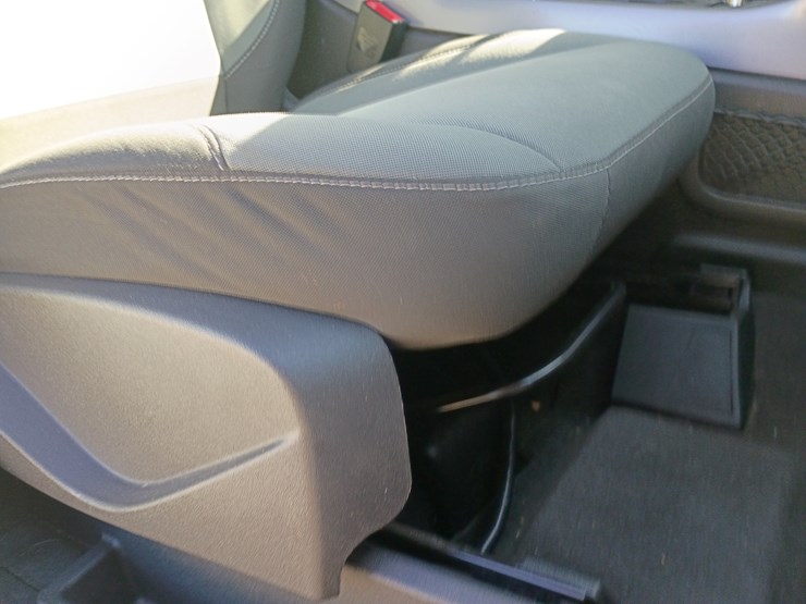 2016-ford-escape-image-38