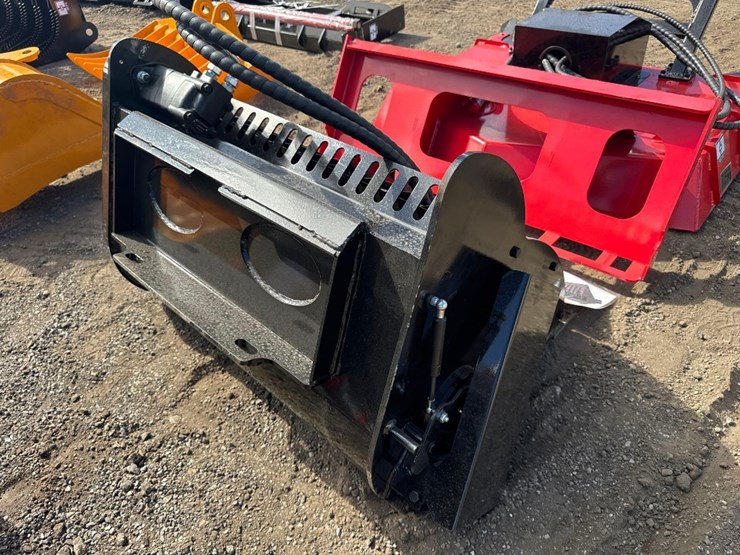 new-giyi-co-mini-stand-on-skidloader-mortar/concrete-mixer-model-gy-jbd-image-2