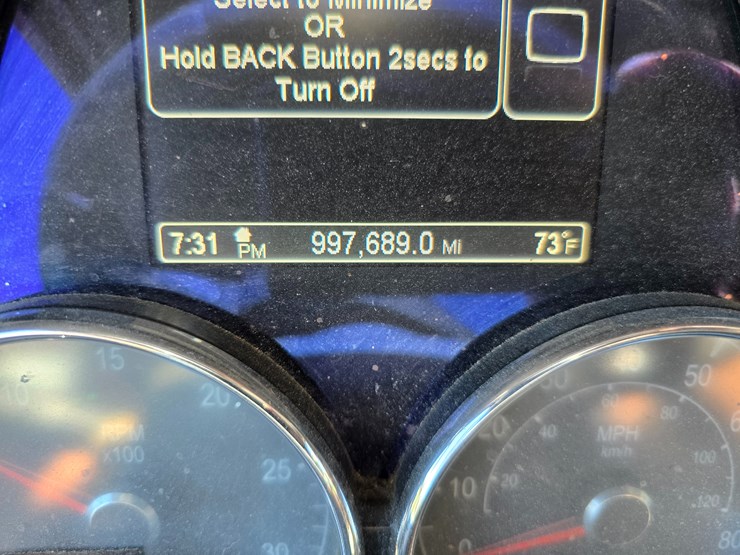 2015-peterbilt-579-image-81