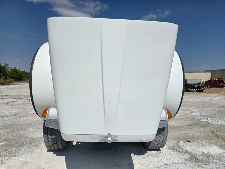 2014-peterbilt-365-image-54