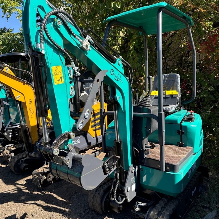 New CFG Industrial Co Mini Excavator Model QK16R
