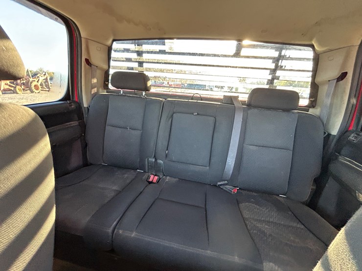 2013-chevrolet-2500-image-14