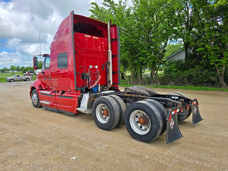 2015-international-prostar-image-14