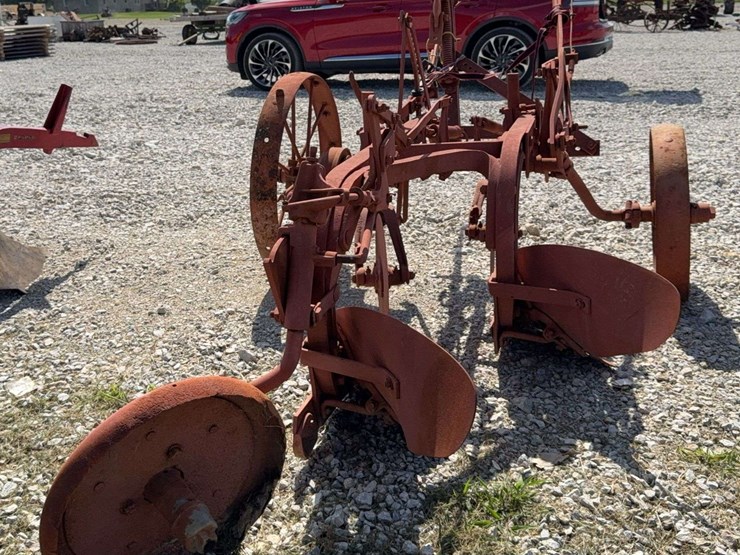 2-bottom-trip-plow-image-3
