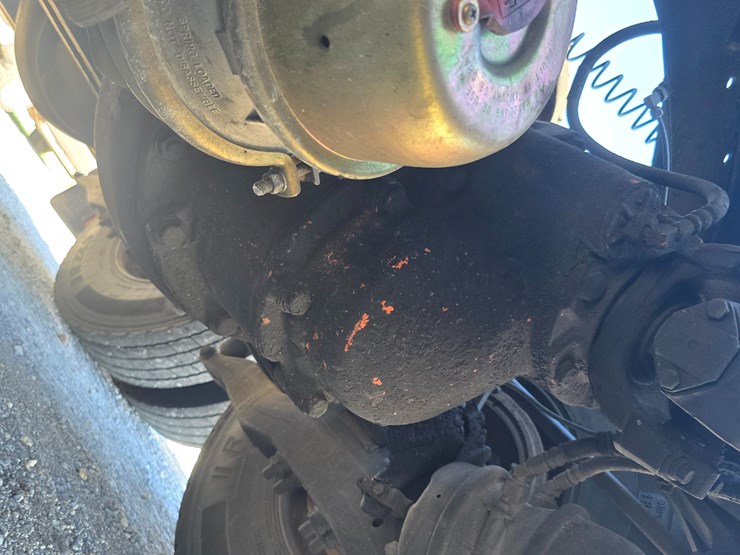 2015-peterbilt-579-image-100