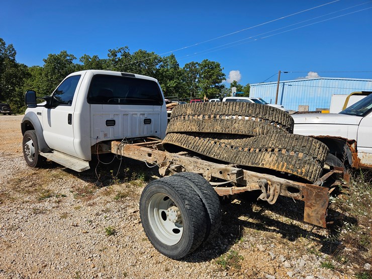 2005-ford-f450-image-9