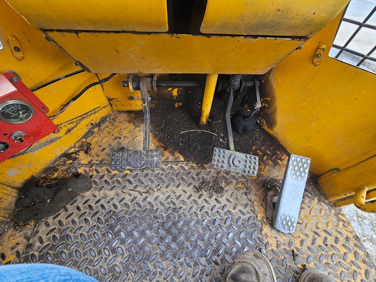 648-deere-648e-image-42