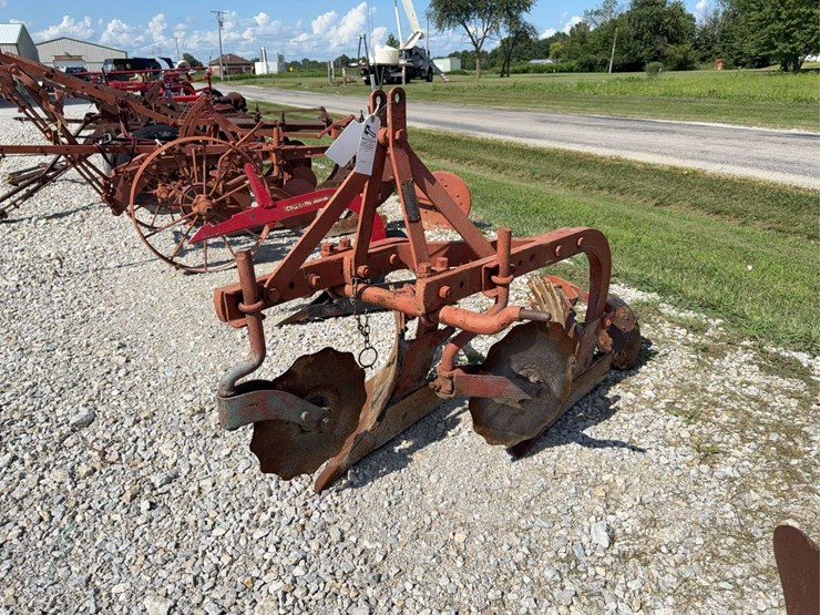 2-bottom-plow-image-6
