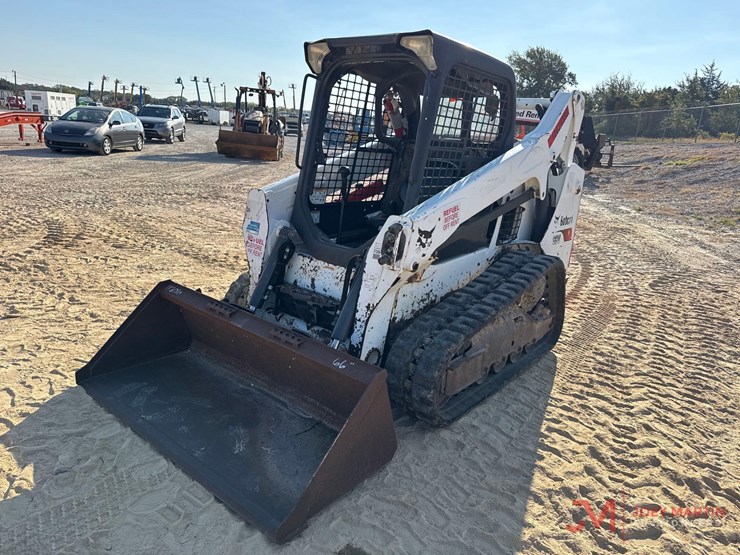 2017-bobcat-t590-image-4