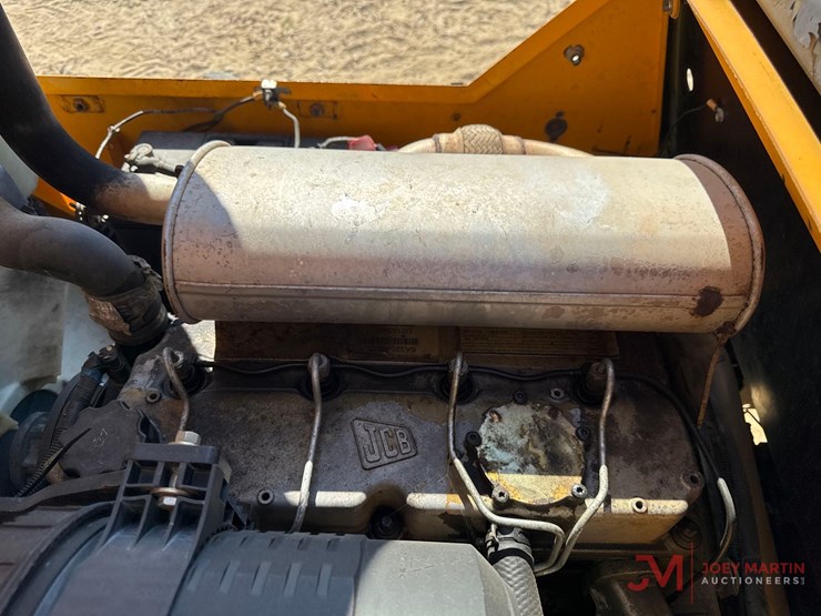 jcb-930-image-11