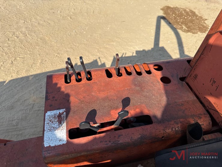 ditch-witch-5110-image-17