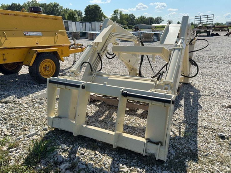 international-loader-image-6
