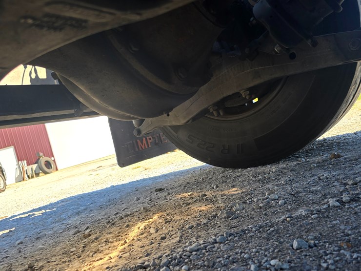 2015-peterbilt-579-image-102