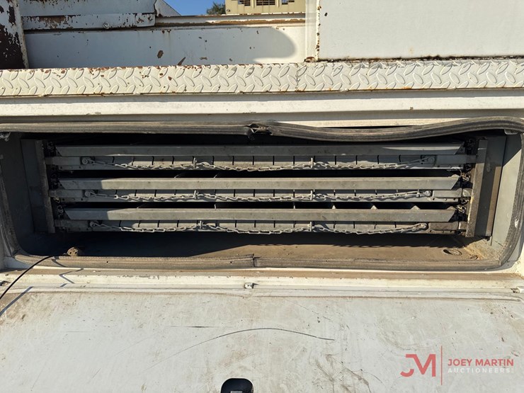 2012-ram-4500-service-truck-image-21