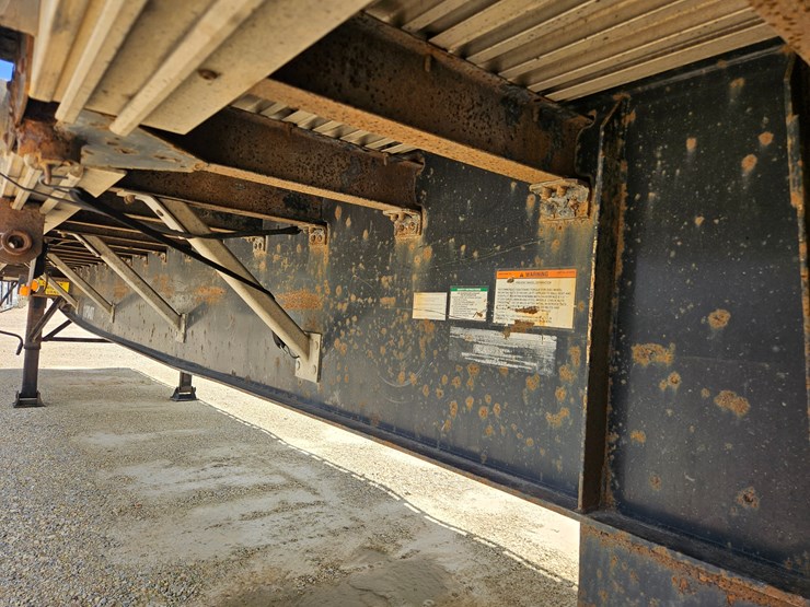 2011-great-dane-flatbed-image-45