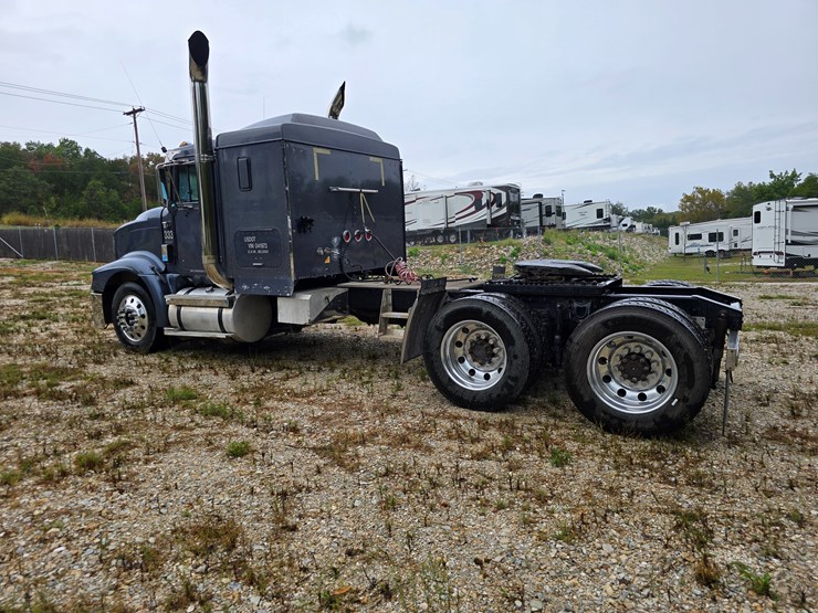 1999-international-9400-image-15