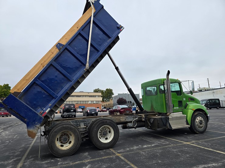2016-kenworth-t370-image-70