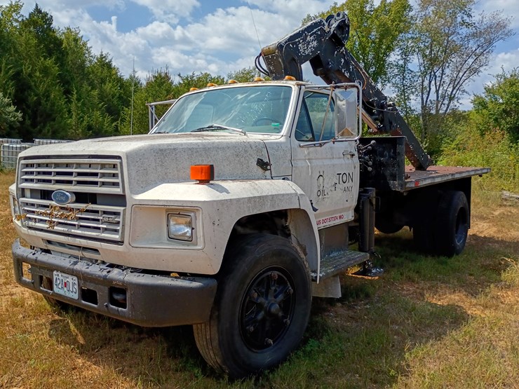 1989-ford-f800-image-1