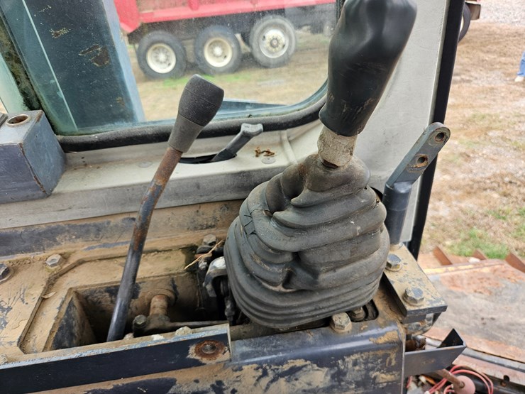 komatsu-d61ex-image-33