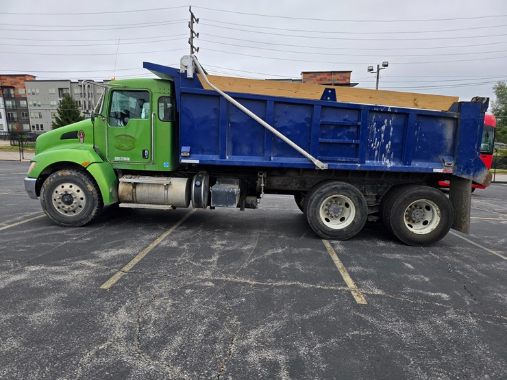 2016-kenworth-t370-image-9