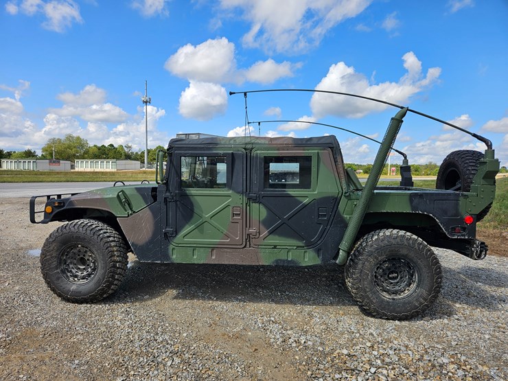 1989-am-general-m998-image-6