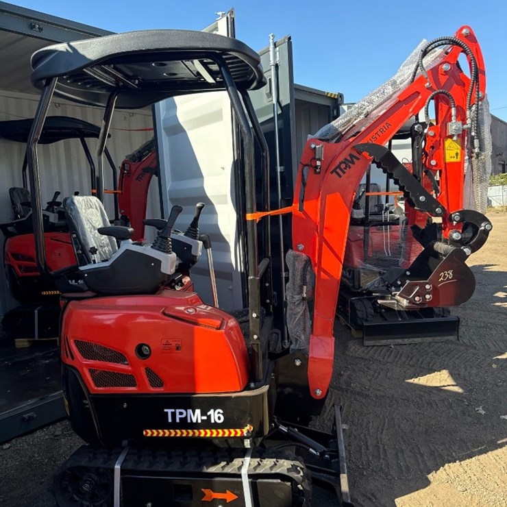 New TPM Industrial Co Mini Excavator Model TPM-16