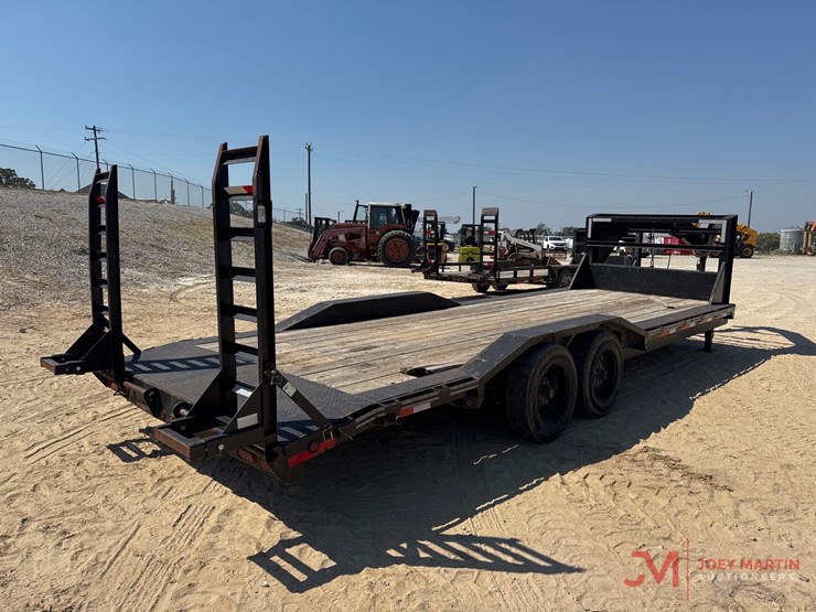 2021-custom-trailer-image-2