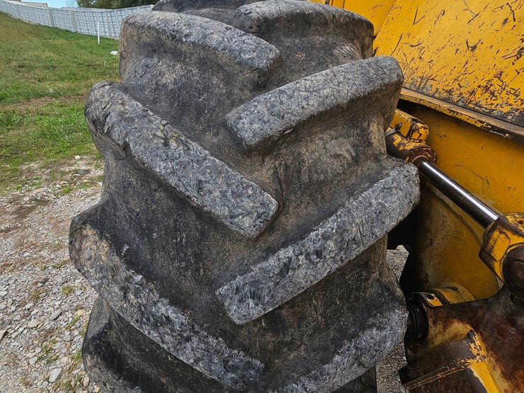 648-deere-648e-image-84