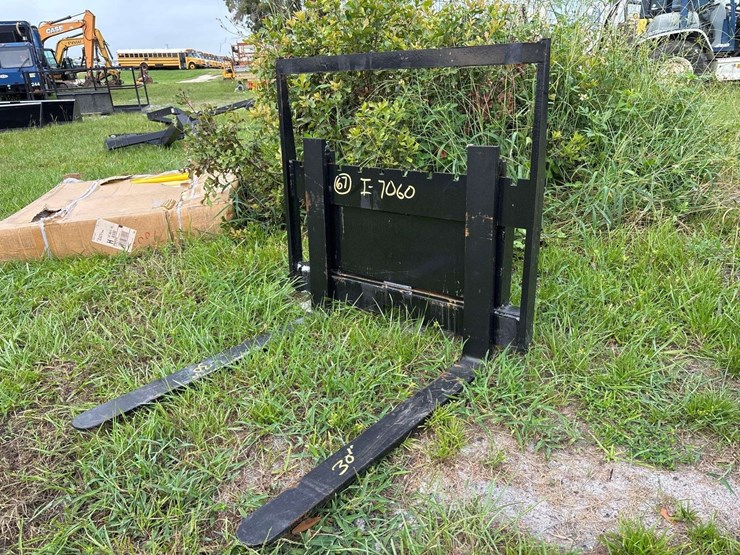 30in-forks-and-frame-mini-skid-steer-attachment-image-1