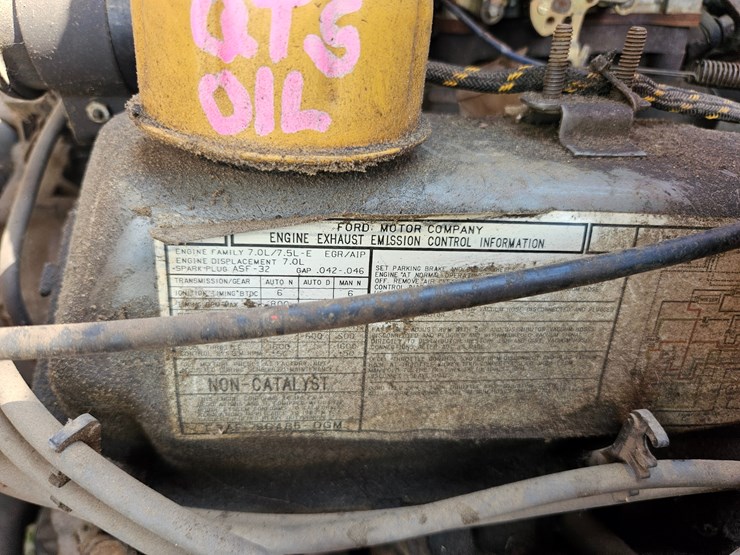 1983-ford-c800-image-34