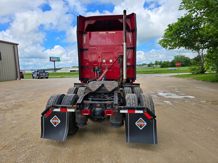 2015-international-prostar-image-18