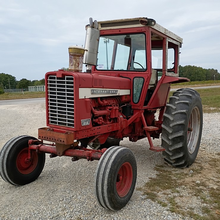 INTERNATIONAL 1256