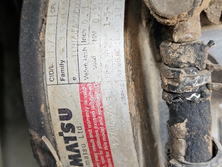 komatsu-d61ex-image-36