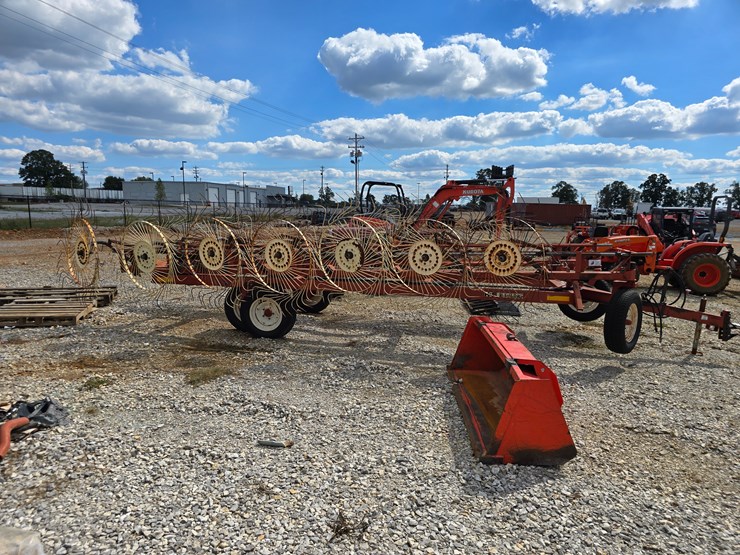 2000-h-&-s-bf16-image-22