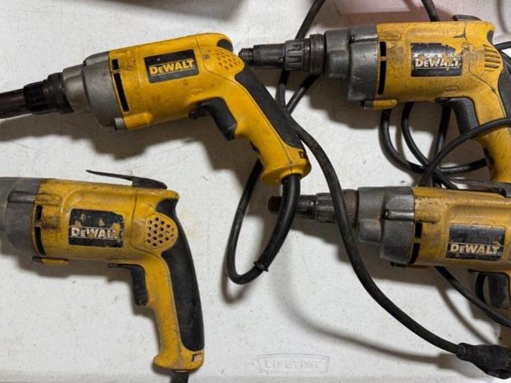 4--dewalt-decking-guns,-all-power-on-image-1