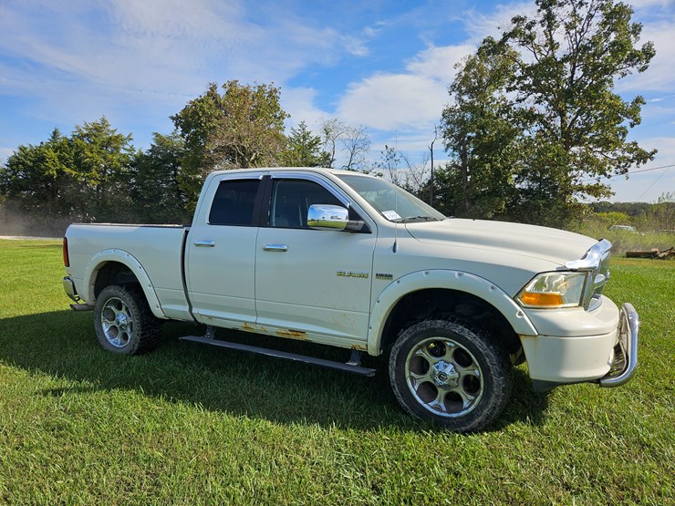 2009-dodge-ram-1500-image-21