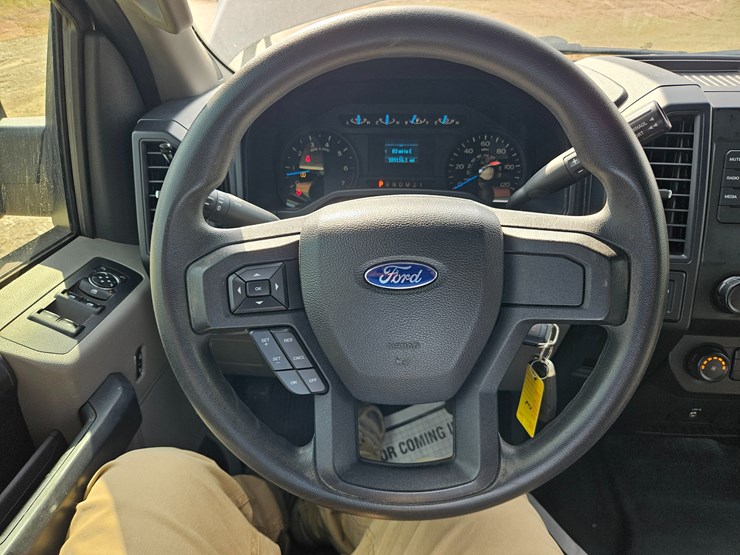 2016-ford-f150-image-43