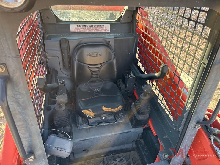 2016-kubota-ssv65-image-13